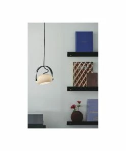 Indendørs Belysning Butik -Indendørs Belysning Butik halo design dc pendel 26 e27 opalic m eg sort 734351 1